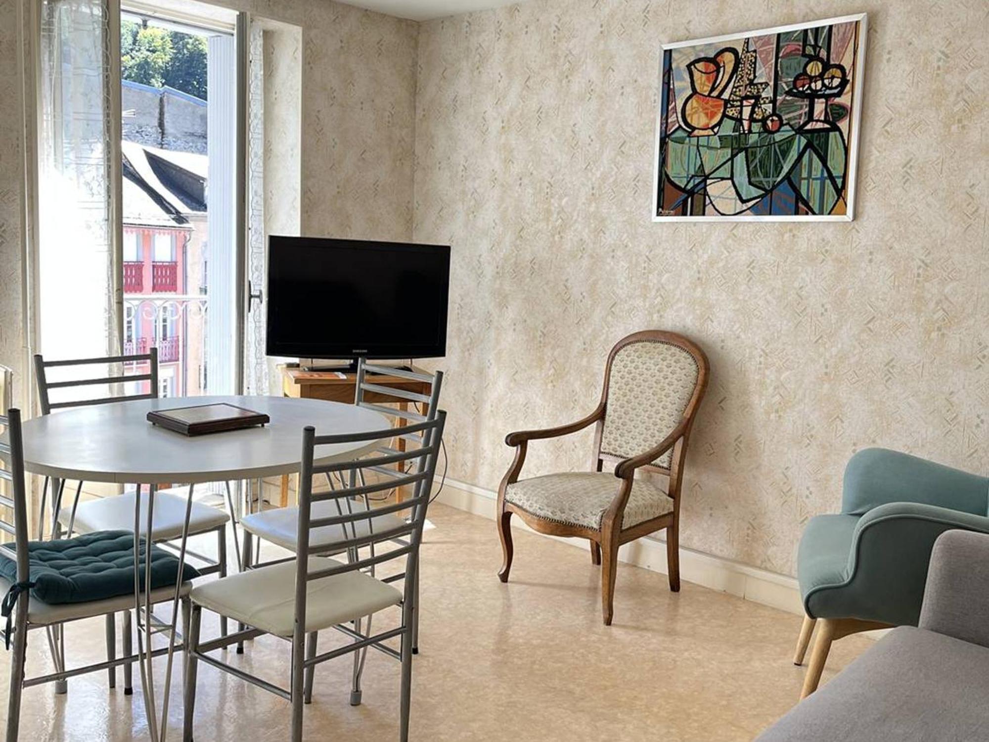Appartement T3 Chaleureux Au Centre De Cauterets, 4 Couchages, Balcon Sud, Proche Thermes Et Telecabine - Fr-1-234-132 Kültér fotó